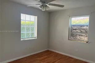 740 NW 31st St, Miami, FL 33127 - Photo 3