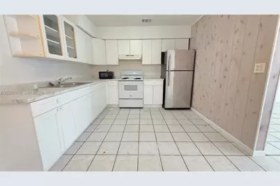 525 NE 132nd Ter #525 or 527, North Miami, FL 33161 - Photo 9