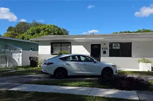525 NE 132nd Terrace, North Miami, FL 33161 - Photo 3