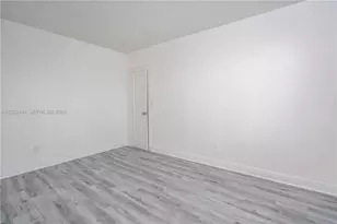 7325 Carlyle Ave, Miami Beach, FL 33141 - Photo 5