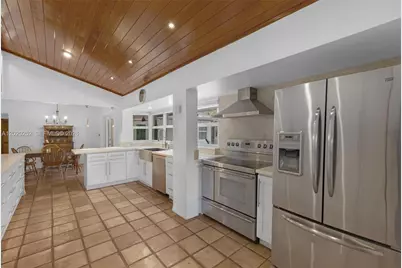 23595 SW 152nd Ave, Homestead, FL 33032 - Photo 9