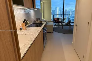 601 NE 1st Ave, Miami, FL 33132 - Photo 3