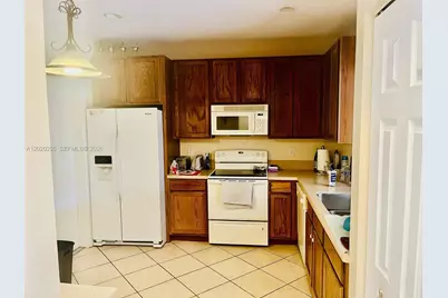 9620 Roundstone Cir, Other City - In The State Of Florida, FL 33967 - Photo 9