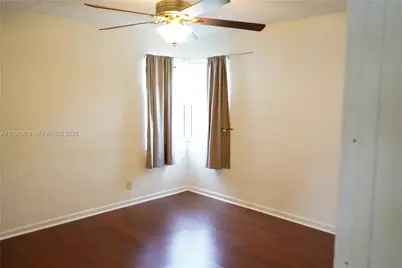 200 NW 51st Ct, Oakland Park, FL 33309 - Photo 13