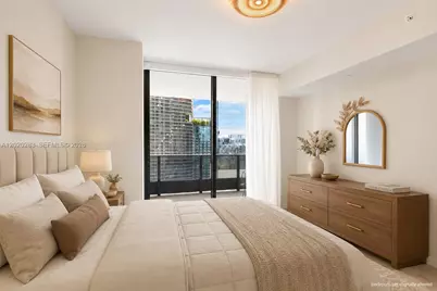 1000 Brickell Plz #4014, Miami, FL 33131 - Photo 17