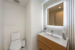 1000 Brickell Plaza, Miami, FL 33131 - Photo 11