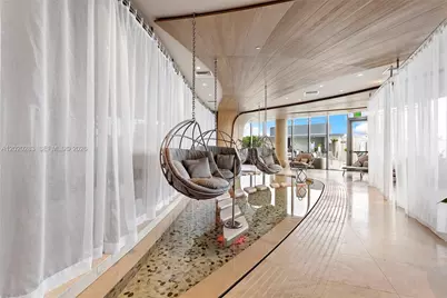 1000 Brickell Plz #4014, Miami, FL 33131 - Photo 55