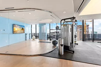 1000 Brickell Plz #4014, Miami, FL 33131 - Photo 59