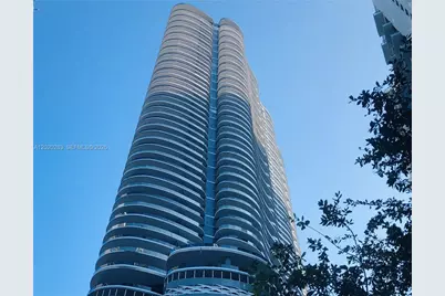 1000 Brickell Plz #4014, Miami, FL 33131 - Photo 31