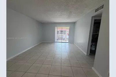 3550 NW 8th Ave #713, Pompano Beach, FL 33064 - Photo 9