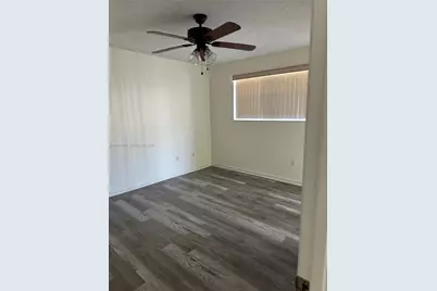 2526 SE 20th Pl #207-B, Homestead, FL 33035 - Photo 5
