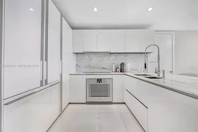 10201 Collins Ave #305, Bal Harbour, FL 33154 - Photo 11