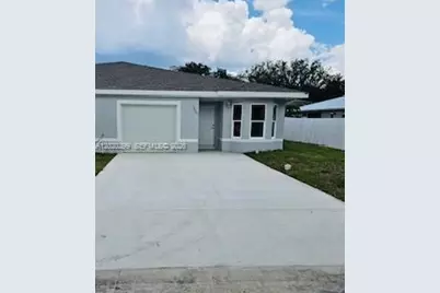 1407 Las Villas Blvd #1407, Sebring, FL 33870 - Photo 1