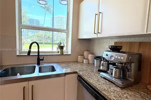 610 W Las Olas Blvd, Fort Lauderdale, FL 33312 - Photo 9