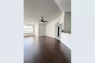 12950 Vista Isles Dr #421, Sunrise, FL 33325 - Photo 5