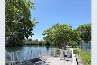 8240 SW 210th St #302, Cutler Bay, FL 33189 - Photo 17