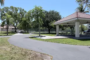 8240 SW 210th St, Cutler Bay, FL 33189 - Photo 19