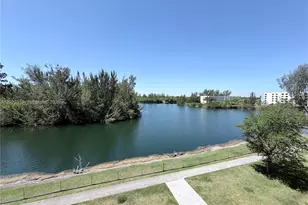 8240 SW 210th St, Cutler Bay, FL 33189 - Photo 15