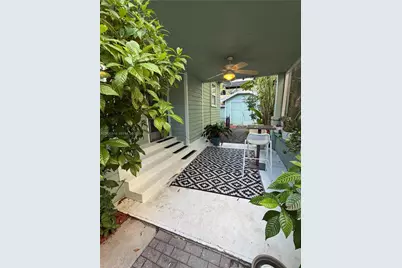 27 NE 49th St, Miami, FL 33137 - Photo 19
