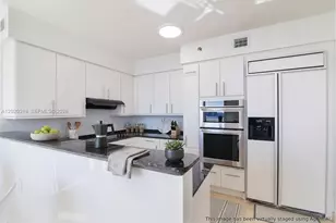 19333 Collins Ave, Sunny Isles Beach, FL 33160 - Photo 9