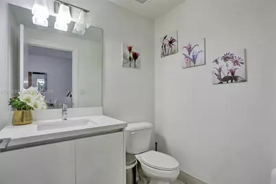 10265 NW 72nd Ter, Doral, FL 33178 - Photo 11