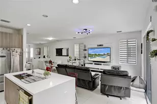 10265 NW 72nd Terrace, Doral, FL 33178 - Photo 9
