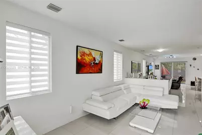10265 NW 72nd Ter, Doral, FL 33178 - Photo 5