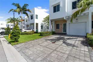 10265 NW 72nd Terrace, Doral, FL 33178 - Photo 3