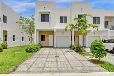 10265 NW 72nd Ter, Doral, FL 33178 - Photo 1