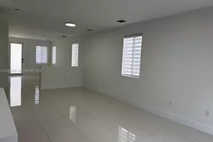 10265 NW 72nd Terrace, Doral, FL 33178 - Photo 7