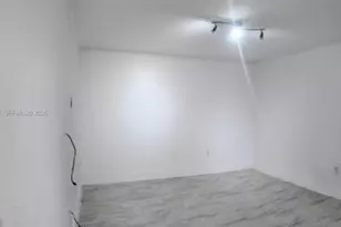 2138 SW 6th St, Miami, FL 33135 - Photo 11
