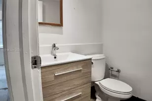 2138 SW 6th St, Miami, FL 33135 - Photo 13