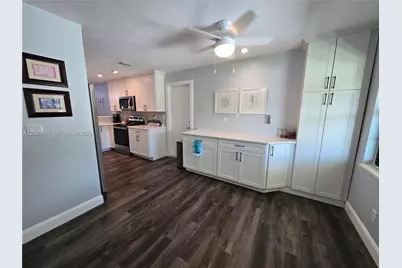 12051 Suellen Cir, Wellington, FL 33414 - Photo 9