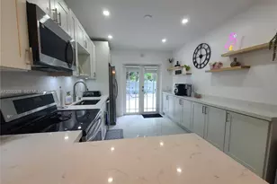 20520 NE 15th Ave, Miami, FL 33179 - Photo 3
