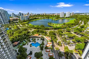 20281 E Country Club Dr, Aventura, FL 33180 - Photo 49