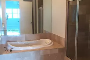 14951 Royal Oaks Ln, North Miami, FL 33181 - Photo 9
