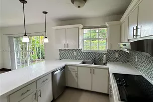 10120 SW 127th Ave, Miami, FL 33186 - Photo 3