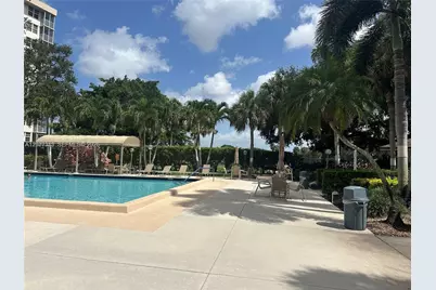 [Address not provided], Pompano Beach, FL 33069 - Photo 39