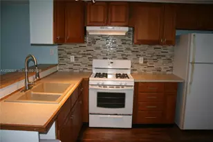 13 Old State Rd, Key Largo, FL 33037 - Photo 3
