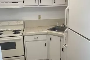 801 NW 47th Ave, Miami, FL 33126 - Photo 9