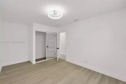 317 NW 27th St, Wilton Manors, FL 33311 - Photo 19