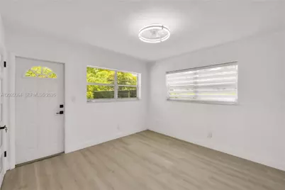 317 NW 27th St, Wilton Manors, FL 33311 - Photo 21