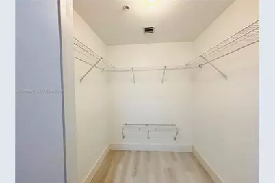 253 NE 2nd St #2003, Miami, FL 33132 - Photo 15