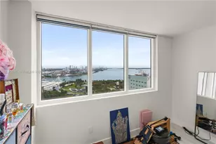 253 NE 2nd St, Miami, FL 33132 - Photo 23