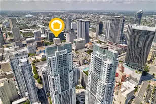 253 NE 2nd St, Miami, FL 33132 - Photo 27