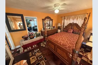 688 SW 7th Ter, Dania Beach, FL 33004 - Photo 33