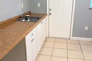 1329 NW 6th Ave, Florida City, FL 33034 - Photo 5