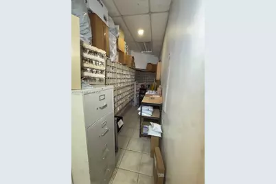 Xxxx W 16th Ave, Hialeah, FL 33012 - Photo 9