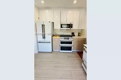 1670 SW 20th St #2, Miami, FL 33145 - Photo 3