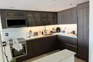 20505 E Country Club Dr, Aventura, FL 33180 - Photo 25